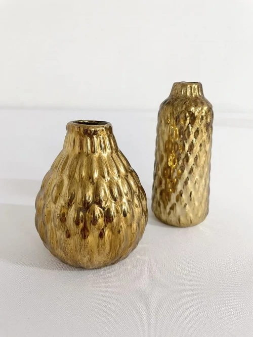Vase doré vieilli