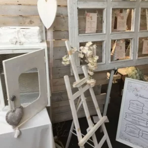 chevalet-en-bois-blanc-location-mariage-fete-moselle