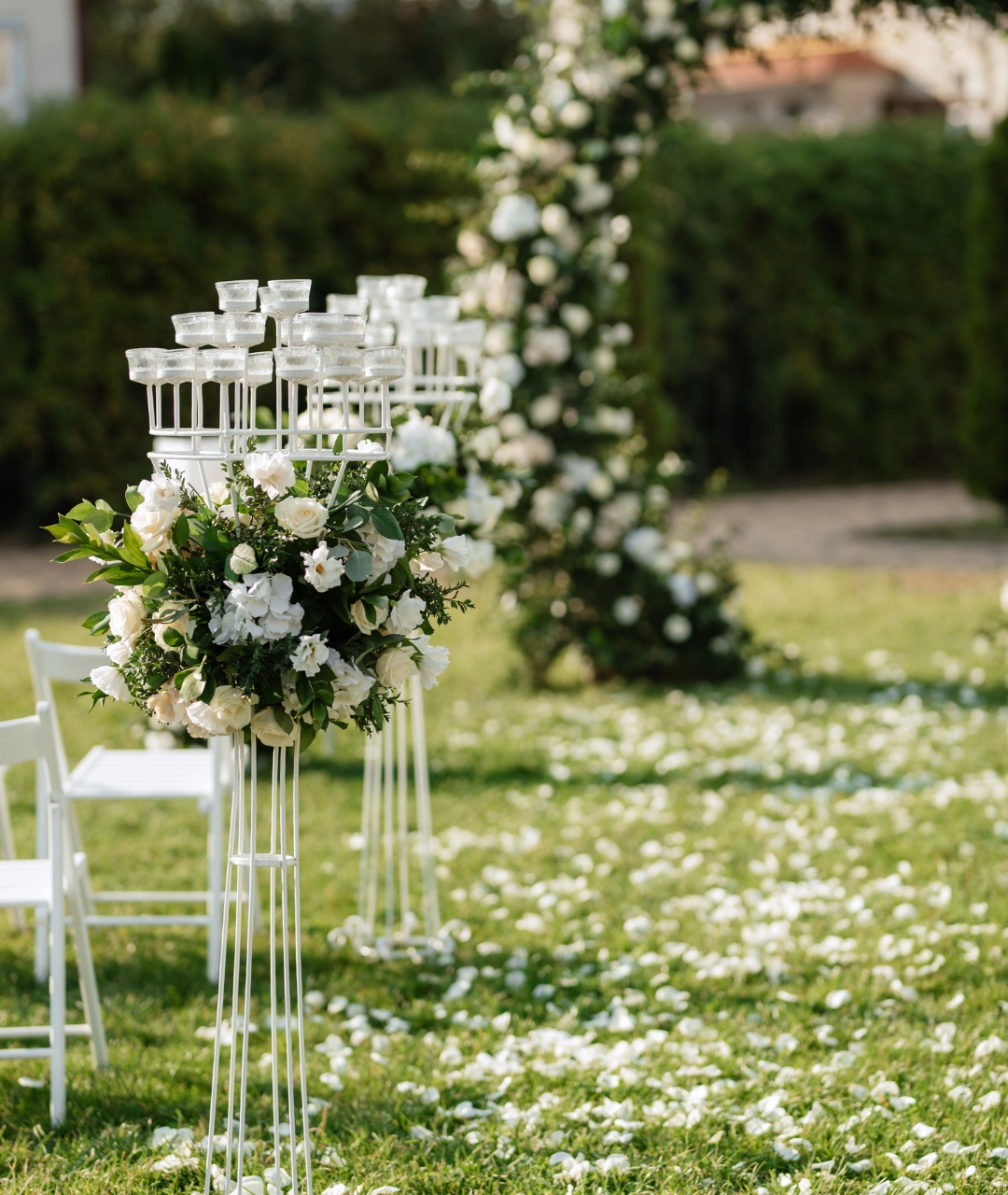 la petite parenthese - evenementiel - moselle - forbach freyming metz - mariage - mariés arche jardinfleurs